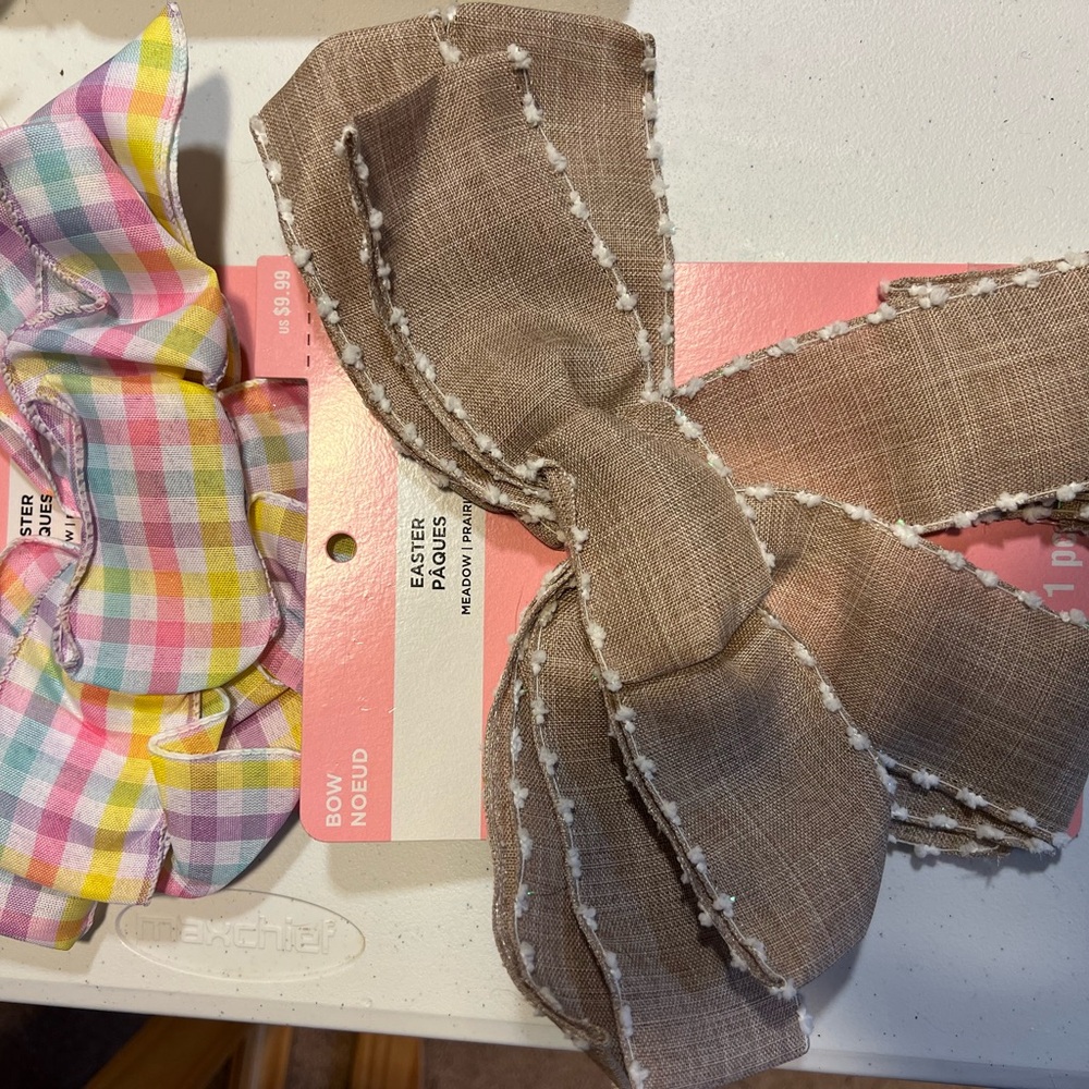 Wreath Making Valentines & Easter Decor - Picture 4 of 4
